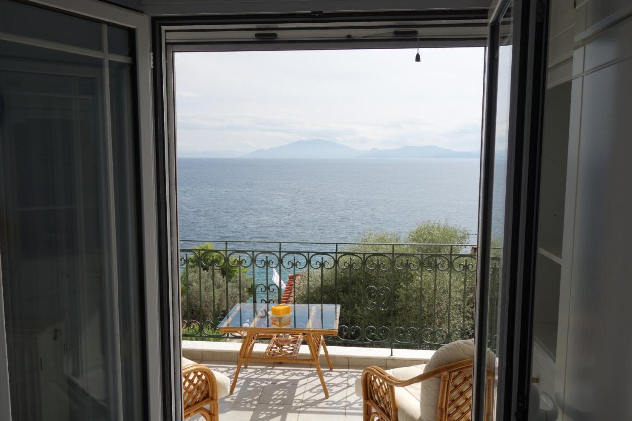 Beach Front House With View Marathos  Luaran gambar